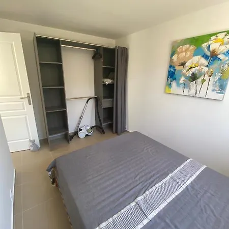 Les Minots Apartment *