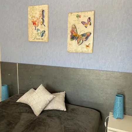 Les Minots Apartment *